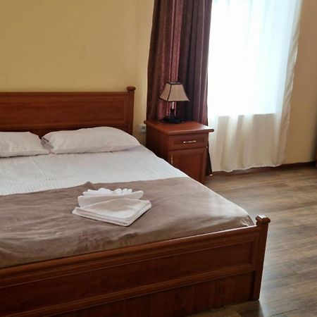 Sweet Home Hotel Meghri Exterior foto