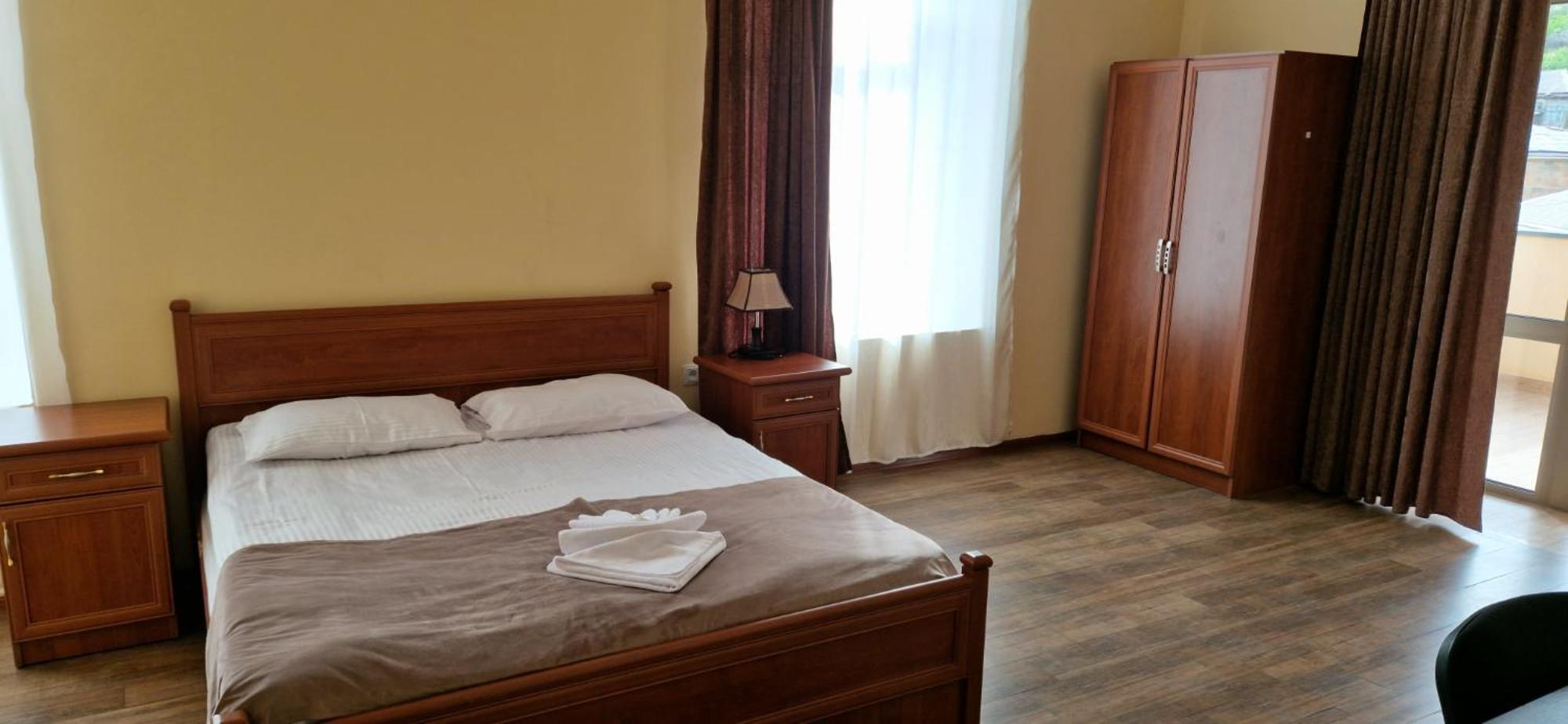 Sweet Home Hotel Meghri Exterior foto